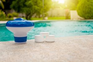 Chlorine Toxicity In Pools: Causes, Symptoms And Solutions