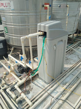 Load image into Gallery viewer, KENT Automatic Water Softener 40